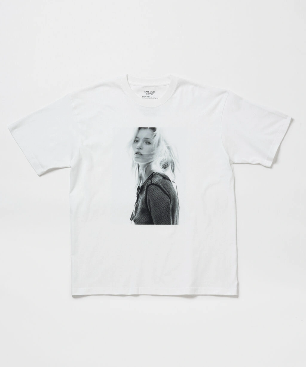 摄影师 David Sims 联名 BIOTOP,推出凯特摩丝T恤插图8 摄影师 David Sims 联名 BIOTOP,推出凯特摩丝T恤插图8