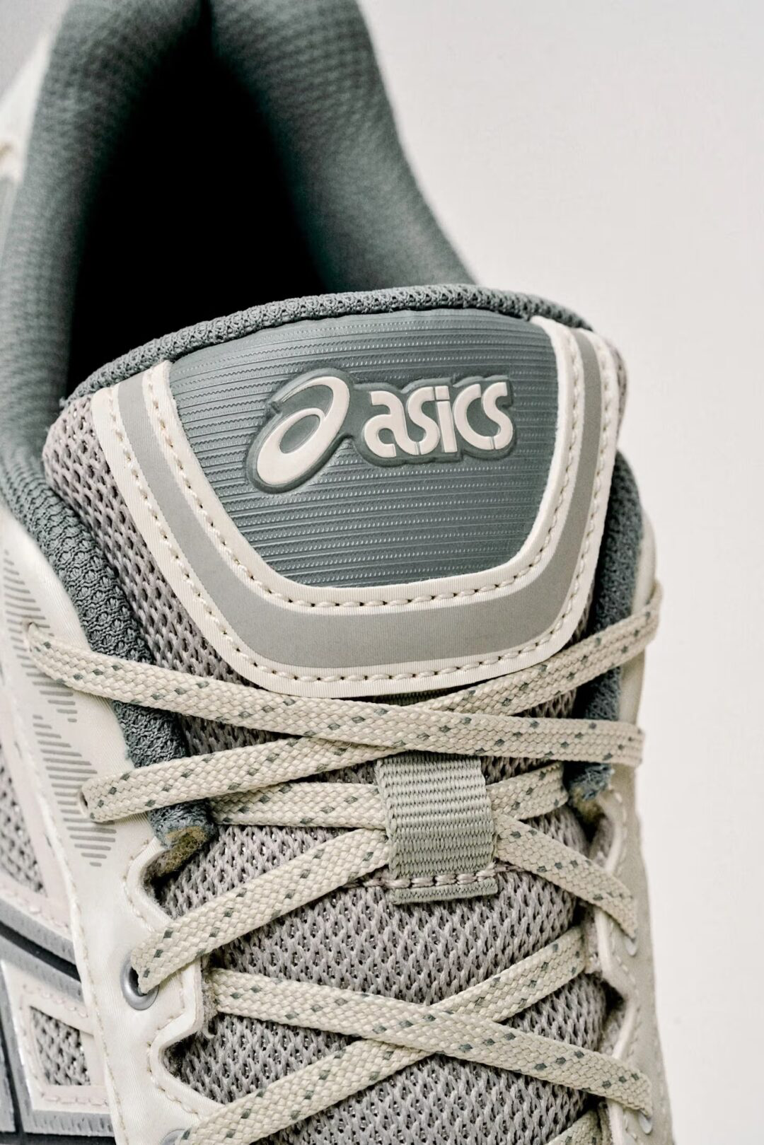 费城买手店 Lapstone & Hammer 联名 ASICS GEL-QUANTUM KINETIC FLUENT 即将发售插图4