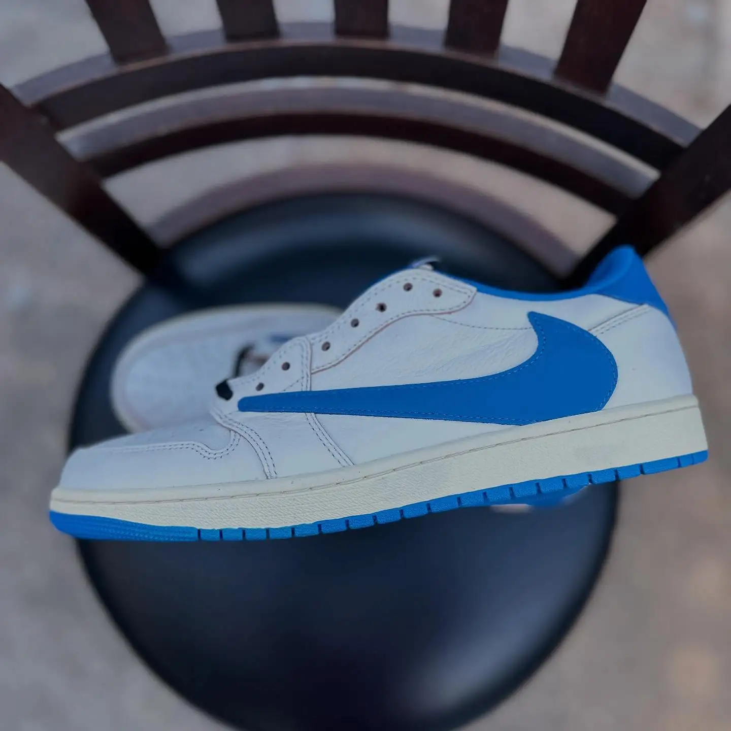 Travis Scott × fragment design × NIKE AIR JORDAN 1 LOW 新图曝光插图2 Travis Scott × fragment design × NIKE AIR JORDAN 1 LOW 新图曝光插图2